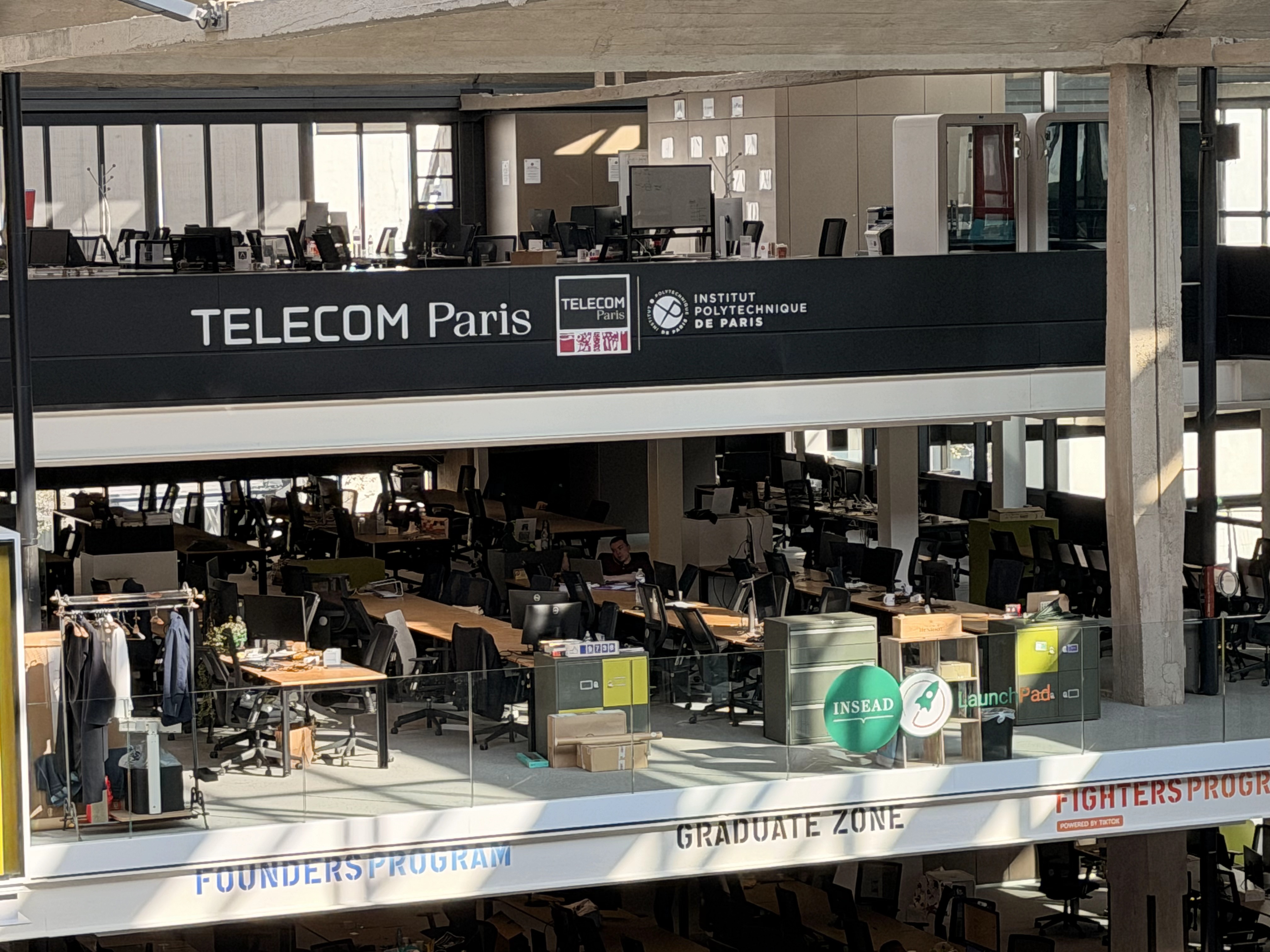 1762760579609065643.jpg 1762760579609065643.jpg